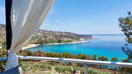 Thasos Hotel | Discover Maraki: Pet and Child Friendly Retreat Awaits
