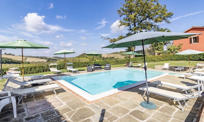 Castelfiorentino Apartment | Relaxing Stay at Maramaldo Morellino with Shared Pool in Chianti