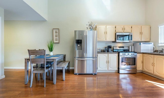 Willow Glen House | @ Marbella Lane 3BR House in Downtown San Jose