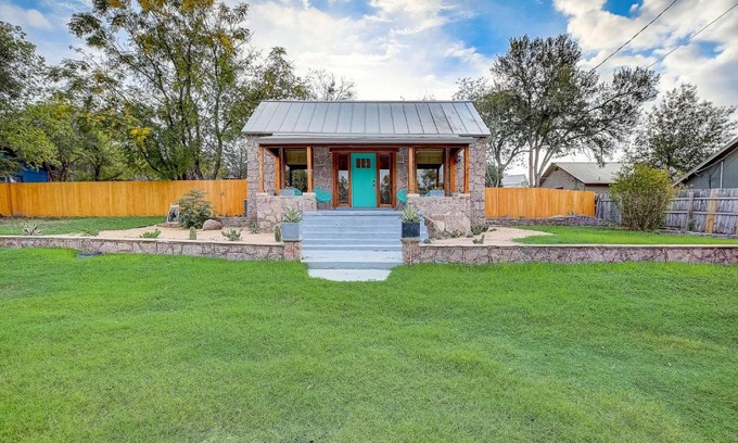 Marble Falls House | Marble Falls Zen: Family-Friendly Retreat with Pet Welcome