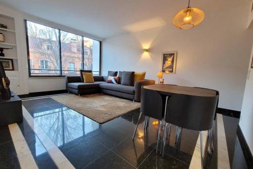 Sao Sebastiao da Pedreira Apartment | Family-Friendly Stay at Marble Home - São Sebastião, 9.1 Rated