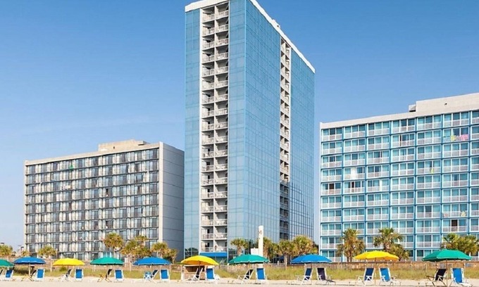 Downtown Myrtle Beach Condo | Unbeatable Beachfront Stay at Sea Glass Tower, Rated 10/10