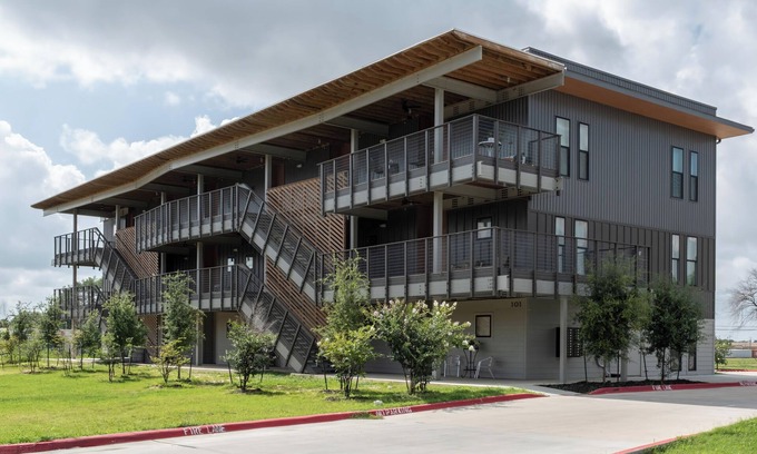 Downtown Apartment | Marco Polo/Texas/Studio