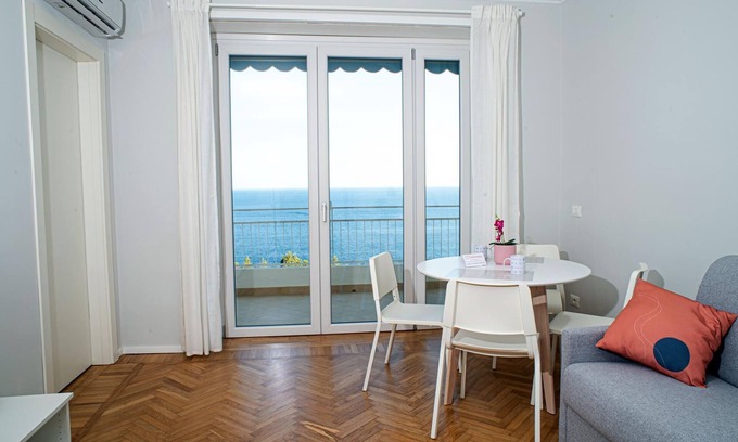Sanremo Apartment | Discover Comfort at Marconi 442: Family-Friendly Stay