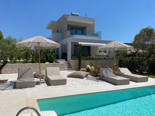 Nea Propontida House | Experience Elia Mare Villas: Oceanfront Bliss & Top Ratings