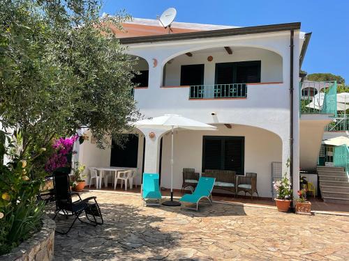 Sas Linnas Siccas Apartment | Oceanfront Escape at Mare Turchese - Rated 9.2 by Guests