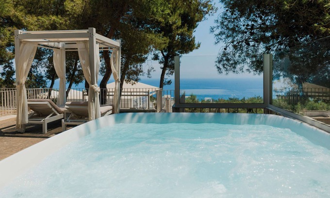 Diso Hotel | Indulge at Marenea Suite Hotel - CDSHotels, Rated 9.8/10