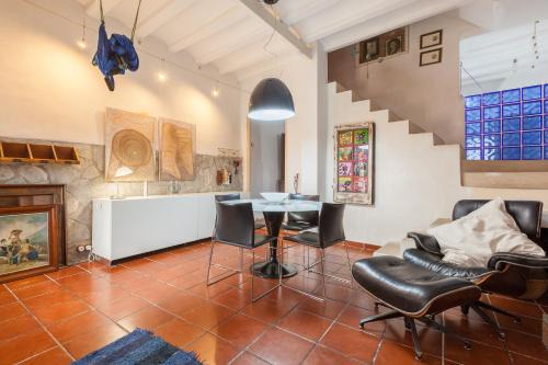 Sant Iscle de Vallalta House | Experience Maresme Natura: Family-Friendly Getaway Awaits