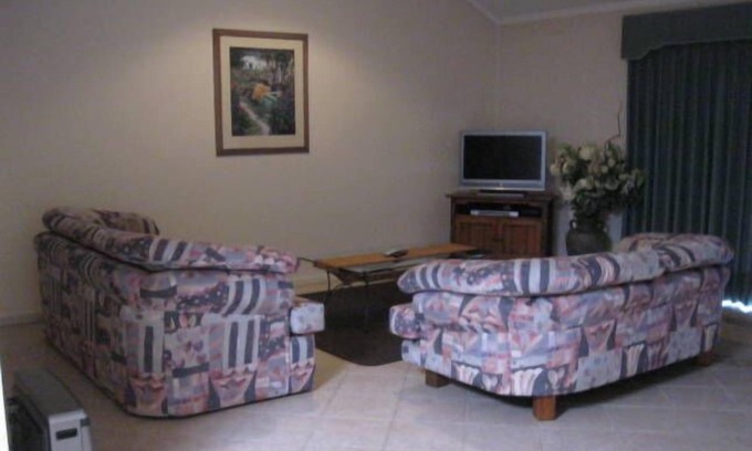 Margaret River Apartment | Top-Rated Margaret River Apartments with Pool & Kitchen Access