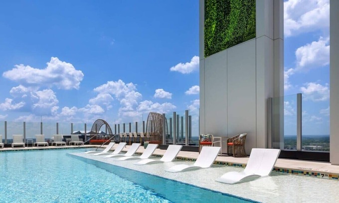 Downtown Atlanta Condo | Experience Margaritaville Vacation Club Atlanta - King Studio