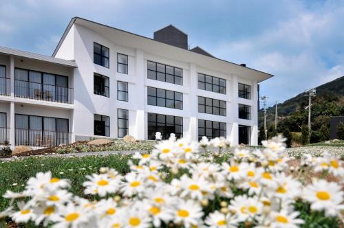 Shinkamigoto Hotel | Discover Margherita Goto Islands Resort with Hot Tub Access