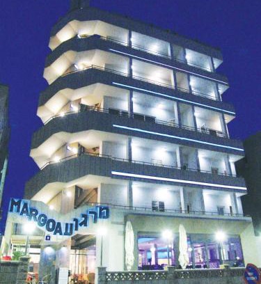 Netanya Hotel | Oceanfront Margoa Hotel in Netanya - Family-Friendly Retreat