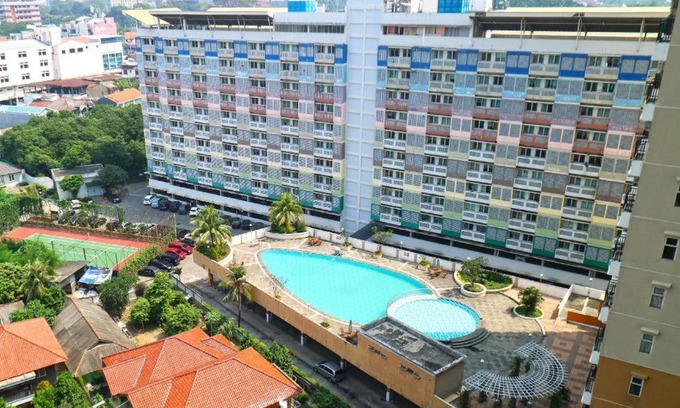 Pondokcina Apartment | Discover Margonda Residence 2: Family-Friendly Retreat
