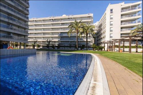 Blanes Apartment | Relax at Maria Apartment with Ocean View and Pool Access