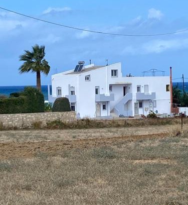 Sfakaki House | Cozy Oceanfront Apartments at MARIA - Pet Friendly & Rated 9.3