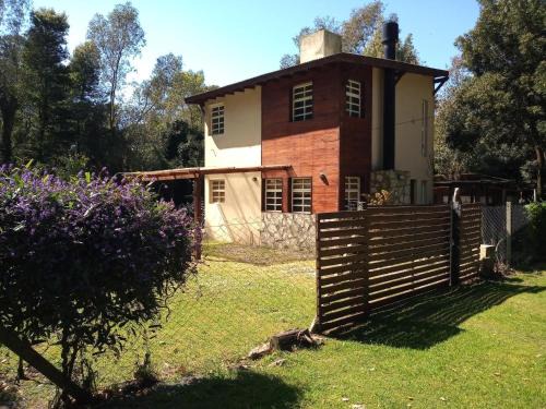 Bosque Peralta Ramos House | Pet and Child Friendly Stay at MARIA MDQ - Rated 9/10