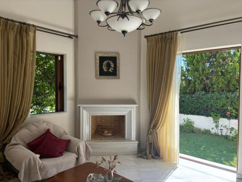 Argyroupoli Apartment | Top-Rated Maria's Apartment by Alimos Metro Station