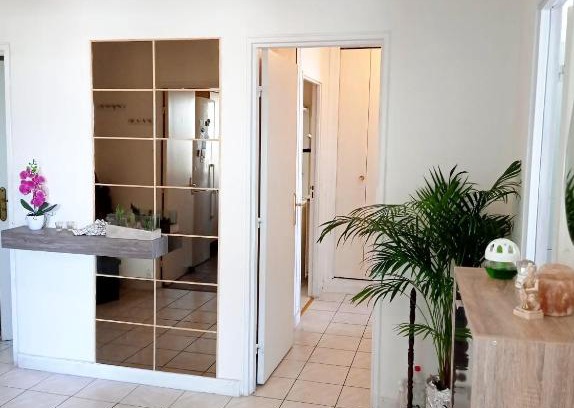 Maisons-Alfort Apartment | Family-Friendly Hotel Mariana in Basel - Rated 9.1/10