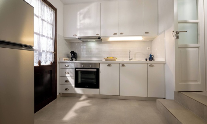 Old Hersonissos House | Discover Marianthi's Home in Enchanting Old Hersonissos