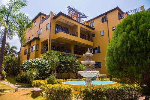 Ocho Rios Apartment | Relax at Maribella: Oceanfront Retreat in Ocho Rios