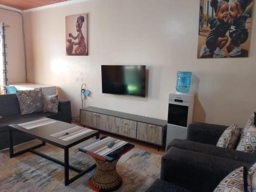 Kakamega Apartment | Family-Friendly Retreat at Maridadi Place - Rated 8/10