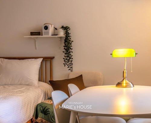Yeonnam-dong Bed & Breakfast | Guest Rated: Marie's House 201 in Vibrant Hongdae