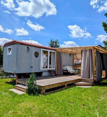 Slavonice Other | Discover Mariibee Maringotka: Family-Friendly Retreat