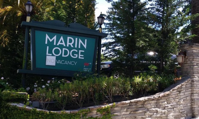 San Rafael Hotel | Discover Marin Lodge: Guest Rated 9.2 with Family Amenities