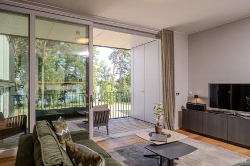 Bad Saarow Apartment | Relaxing Marina Apartment with Pool & Spa, Rated 9/10