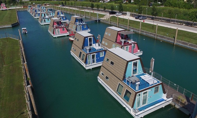 Lignano Sabbiadoro House | Marina Azzurra Resort by Interhome