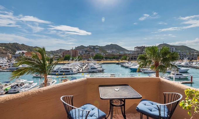 Marina Condo | Guest Rated 10/10: Marina Cabo Plaza Resort Studio