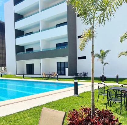 Villa Marina Apartment | Marina Cerritos: Relax by 4 Pools with Oceanfront Views