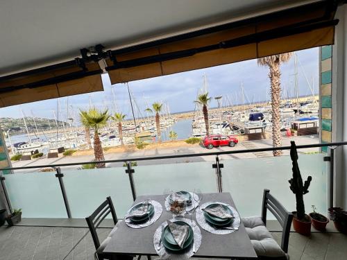 San Lorenzo al Mare Apartment | Marina dei Sogni Bilocale - Fronte mare con parcheggio gratuito e aria condizionata
