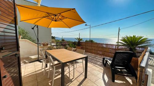 Marina di Andrano House | Oceanfront Retreat: Marina di Andrano - Pet Friendly Stay