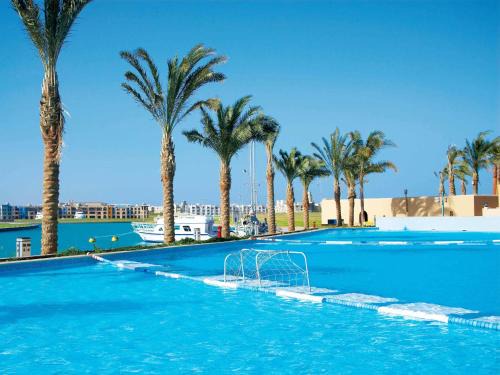 Port Ghalib Cabin | Relax at Marina Lodge: Beachfront Bliss & Spa Retreat