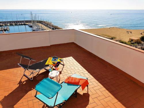 Masnou Apartment | Oceanfront Marina Port & Beach-Apartment with Pet-Friendly Perks