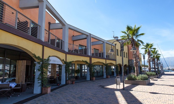 Sestri Ponente Hotel | Discover MarinaPlace Resort & Spa: Family-Friendly Retreat