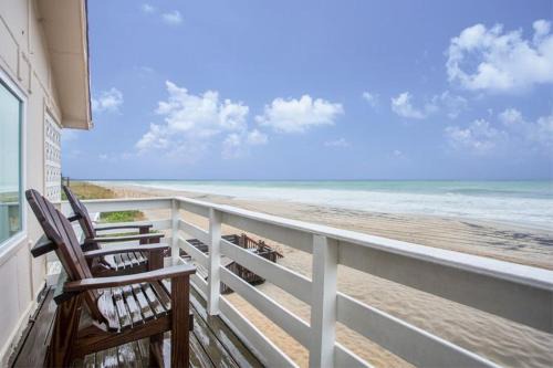Kill Devil Hills Hotel | Oceanfront Mariner Inn And Suites with Pool & Family Amenities