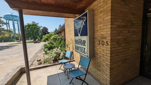 Collingwood Hotel | Family-Friendly Stay at Mariner Motor Hotel in Comfort
