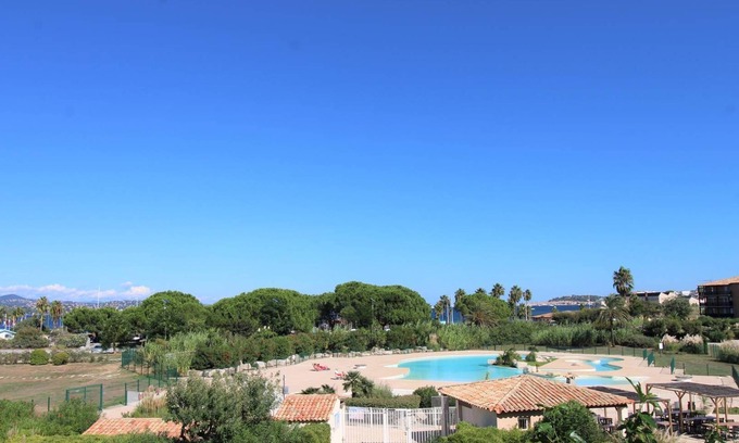Gassin Apartment | Oceanfront Duplex Apartment for 7 with Pool & Spa