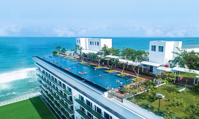 Bambalapitiya Hotel | Oceanview Serenity at Marino Beach Colombo - 5 Star Retreat