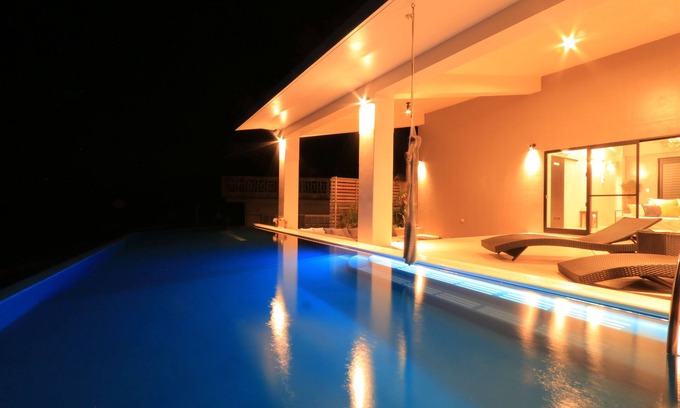 Okinawa Villa | Experience MARINX POOLVILLA NAKANDAKARI with Pool & Breakfast
