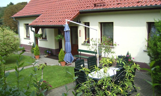 Kummerow Apartment | Perfect Retreat at Marion's gute Stube by Lake Kummerow