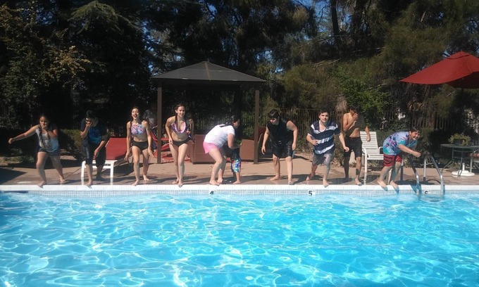 Nogales Hotel | Welcoming Mariposa Hotel: Pool, Spa & Family-Friendly Fun