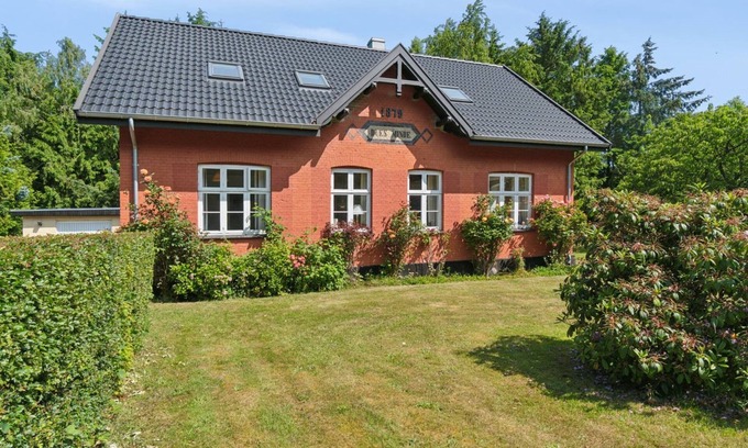 Dueodde House | "Marit" - 1.5km from the sea by Interhome
