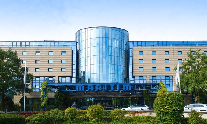 Hochkreuz Hotel | Discover Maritim Hotel Bonn: Pool, Spa & Family-Friendly