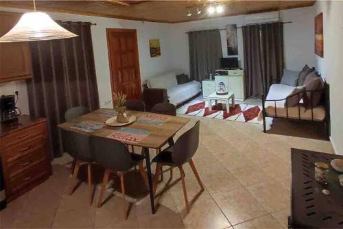 Poulithra Apartment | Discover Family-Friendly Stays at Maritina House