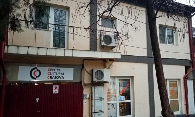 Craiova Villa | Pet-Friendly Retreat at Marius for Family Travel