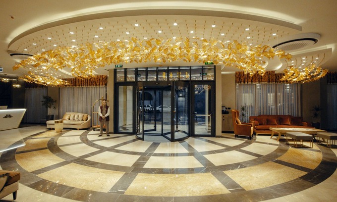 Chugureti Hotel | Experience Elegance at Marjan Plaza Hotel, 5-Star Retreat