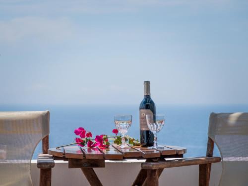 Donoussa Apartment | Family-Friendly Markouli Studios for Memorable Getaways